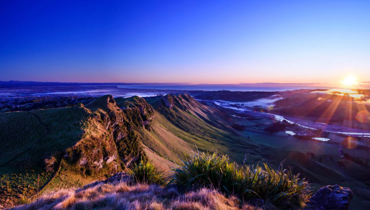Te Mata Peak at sunrise (stock image, optimised)