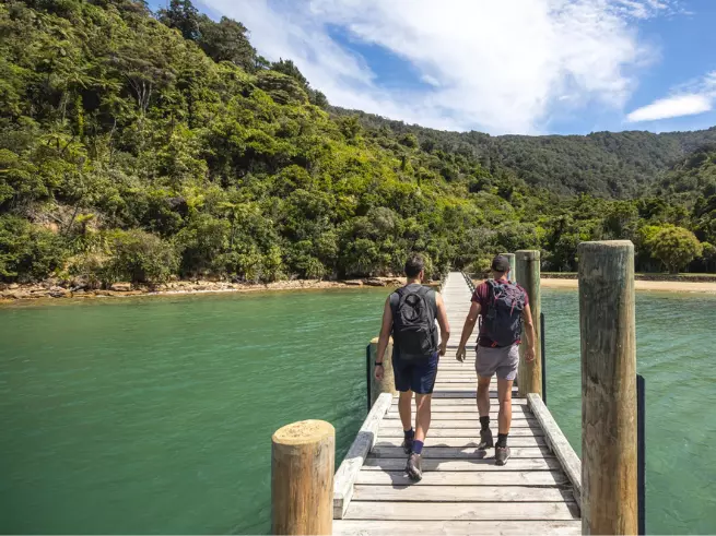 Explore Aotearoa New Zealand | Credit: Miles Holden